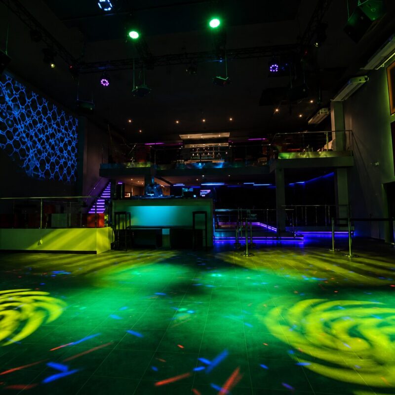 nightlife-interior-architecture-brasil-inusual-studio