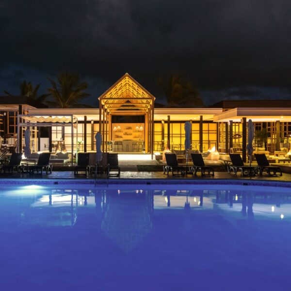 royal-bavaro-diseno-exterior