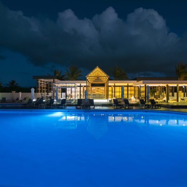 zona-piscina-hotel-punta-cana